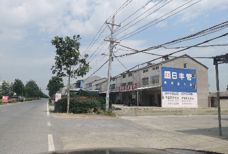 资中如何能保证墙体广告的醒目性？